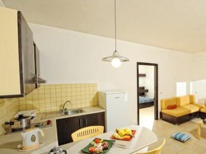 Meropi Hotel Apartments 4