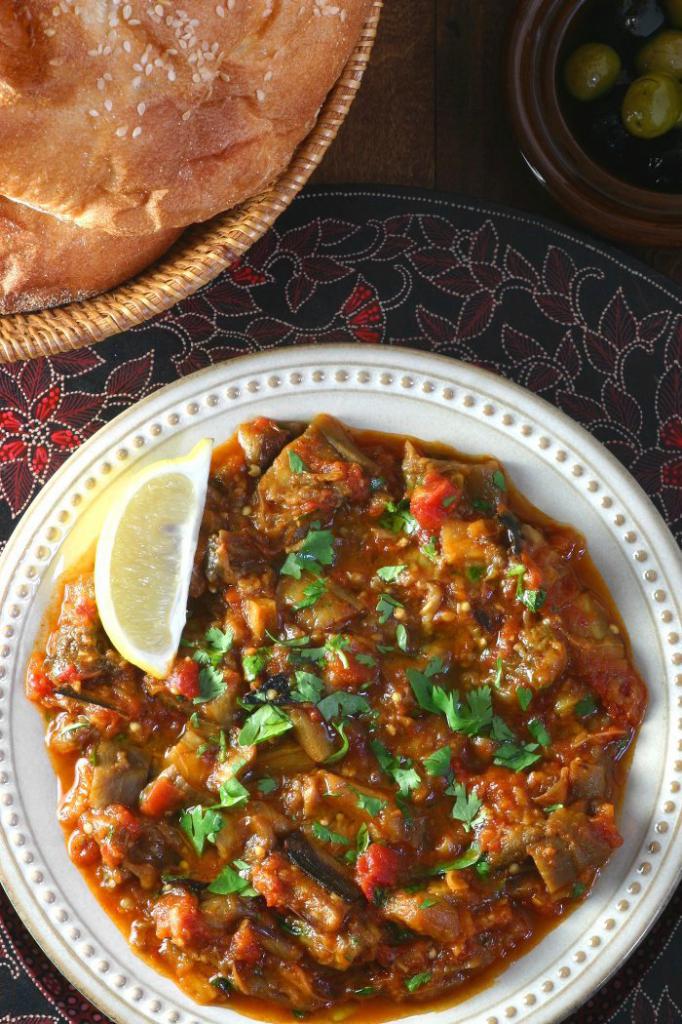 теплый марокканский салат