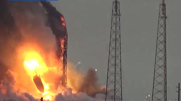 взрыв ракеты-носителя Falcon 9