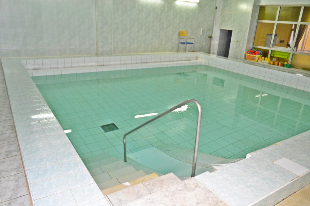 small pool neptune cherepovets