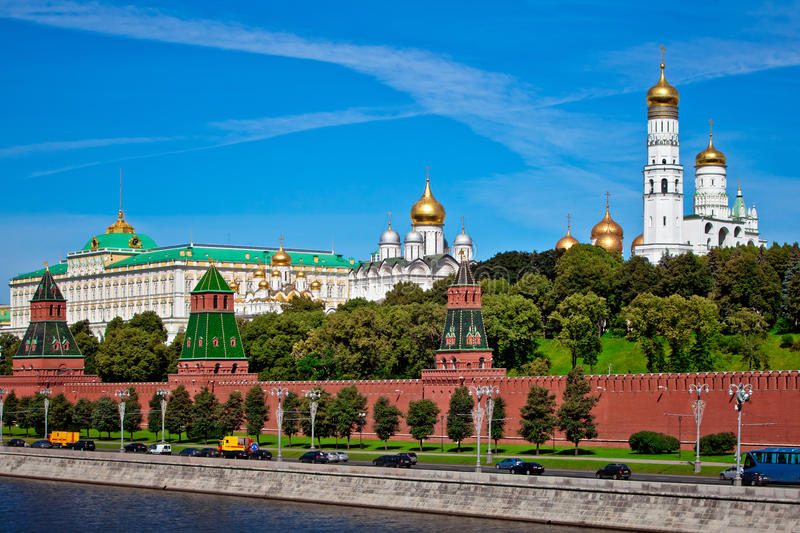 Москве больше 750 лет