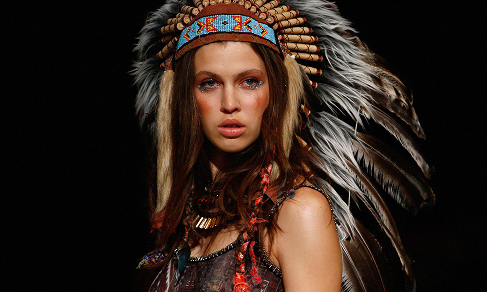 Мода на головные уборы индейцев