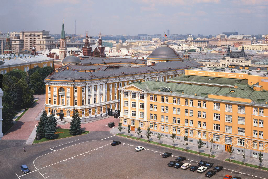 Вид на Ивановскую площадь