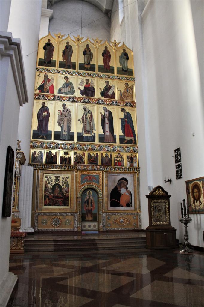 Часть православного алтаря