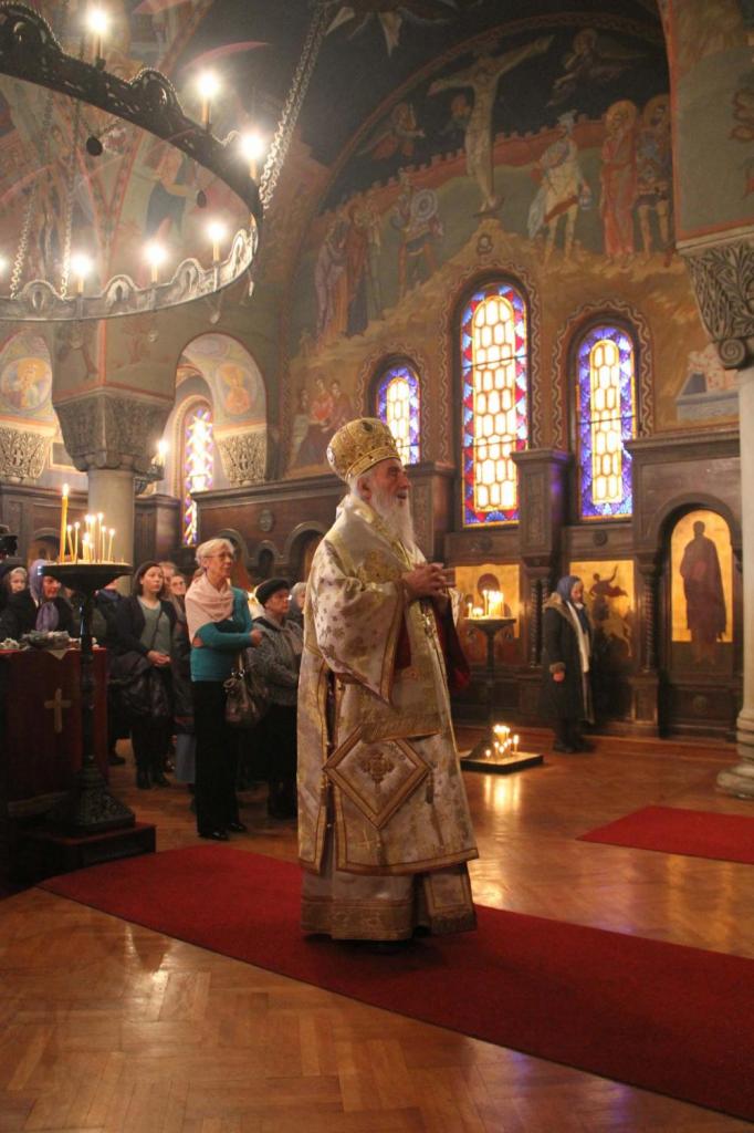 Богослужение в сербском храме