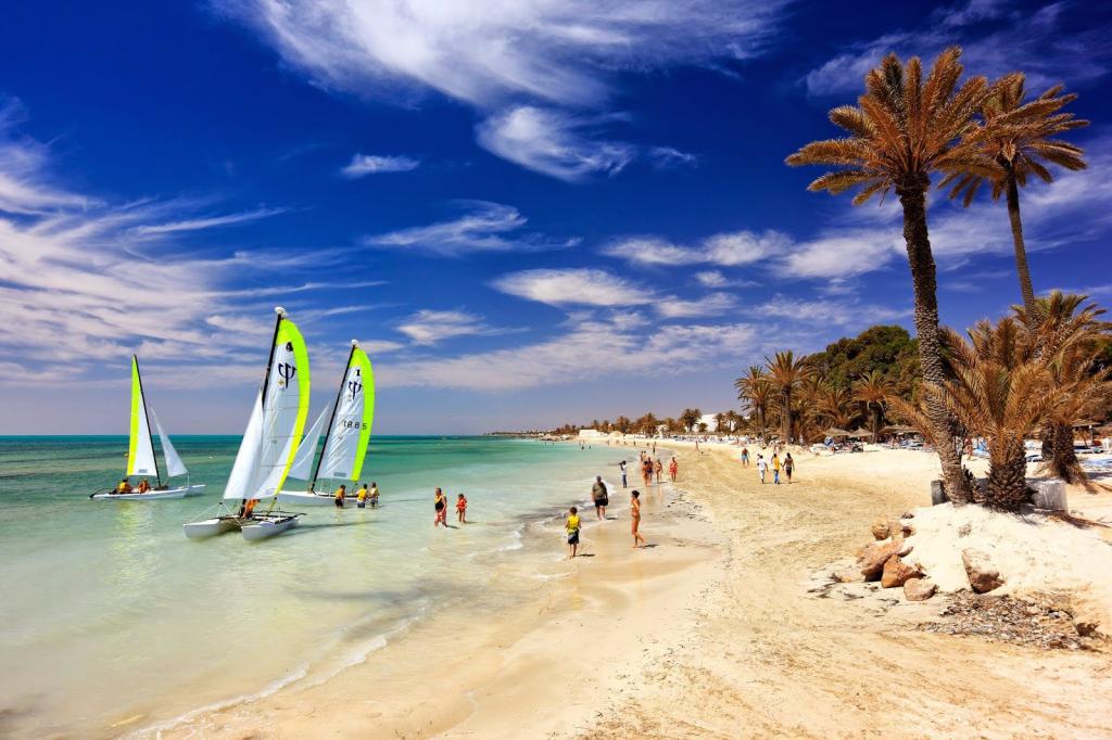 Пляж Джербы в Тунисе