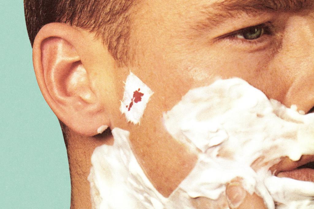 Раздражения и микроранки на лице у мужчин после бритья