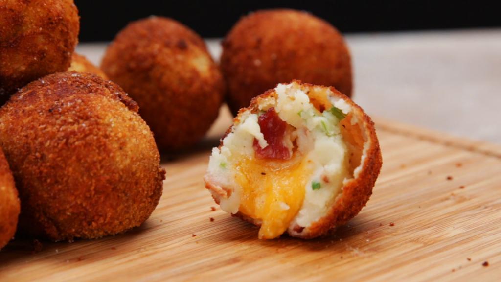 Fragrant balls with spicy filling