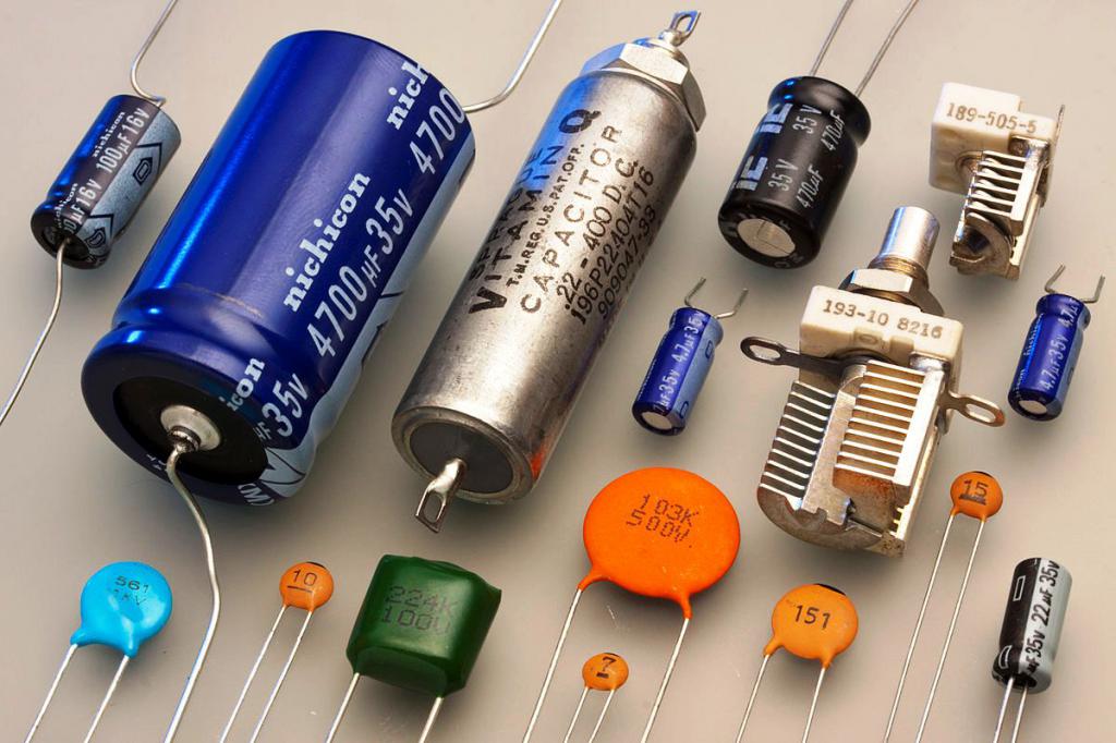 Capacitor comparison