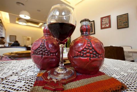 pomegranate wine armenia