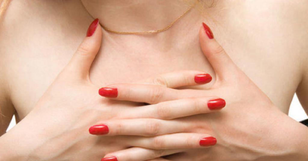 Покраснения на грудине у женщин 24