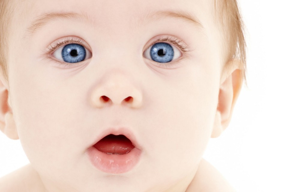 How to determine the shade of the eyes of the baby