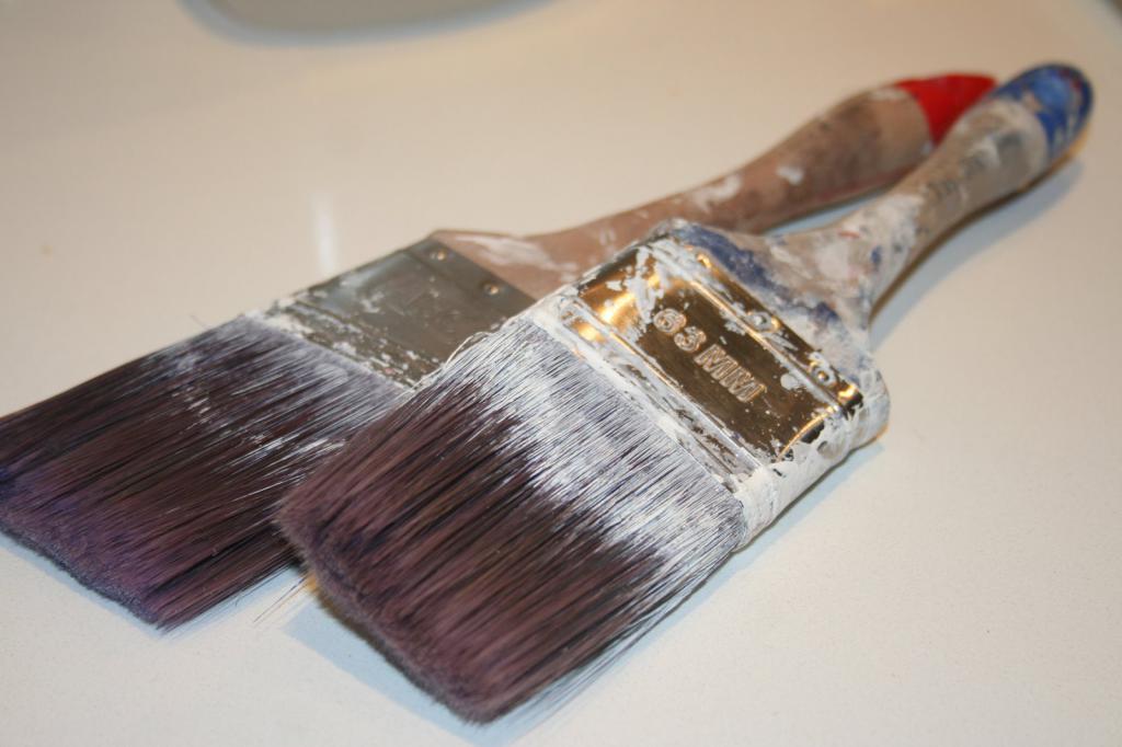 Paint brushes