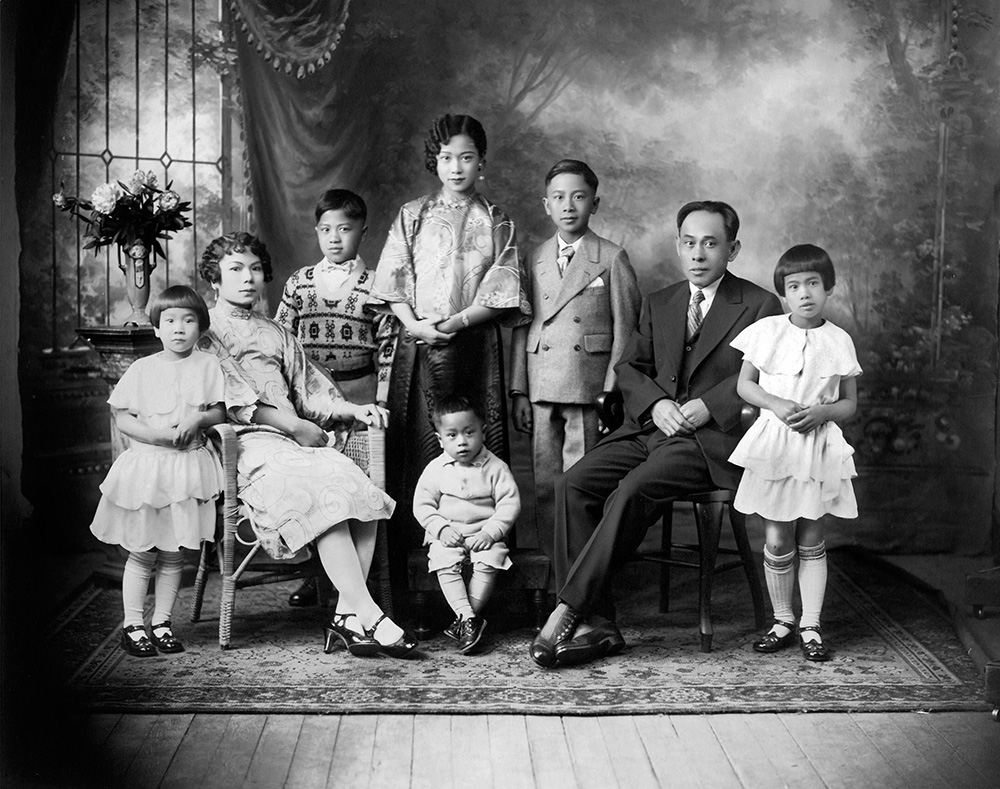 История жизни одной семьи дзен. Японская семья. Старинные семейные фотографии. Многодетная патриархальная семья. Многодетная китайская семья.