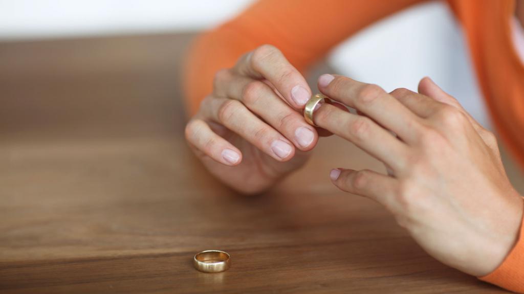 Как сказать жене о разводе: советы психолога