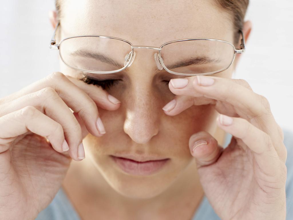 признаки глазных заболеваний