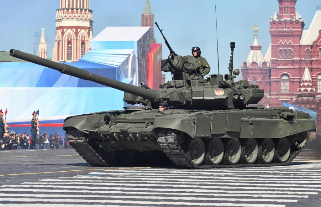 танк на Красной площади