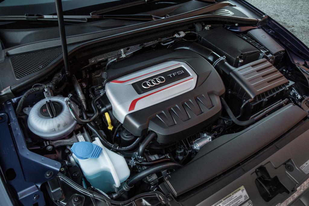 Подкапотное пространство Audi S3