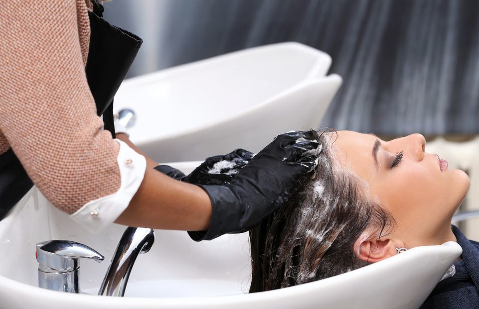 Как мыть волосы с расточкой