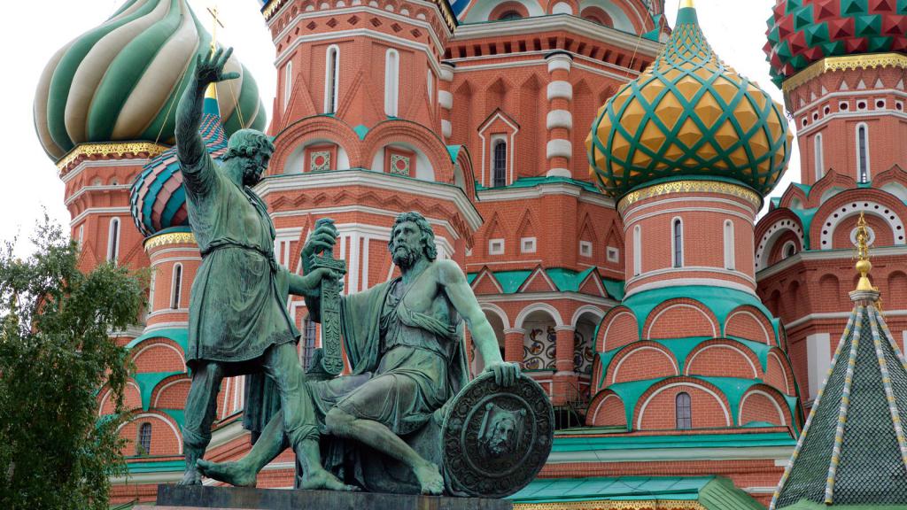 Народные памятники. Минин и Пожарский. Храм Василия Блаженного Москва. Minin and Pozharsky Monument. Памятник Минину и Пожарскому в Москве HD.