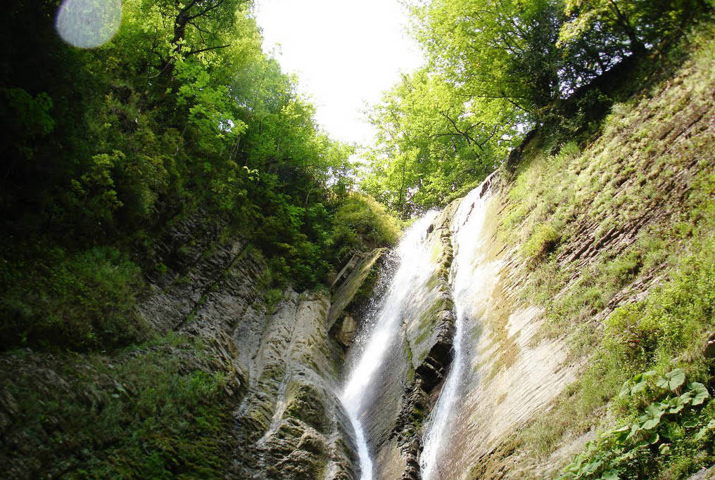 Водопад в Сочи