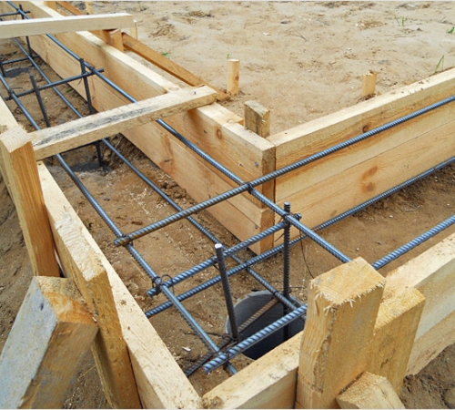 Reinforced formwork