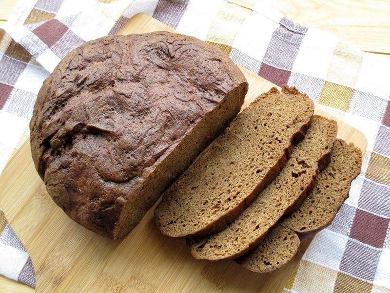 Ржаной хлеб приготовленный в мультиварке