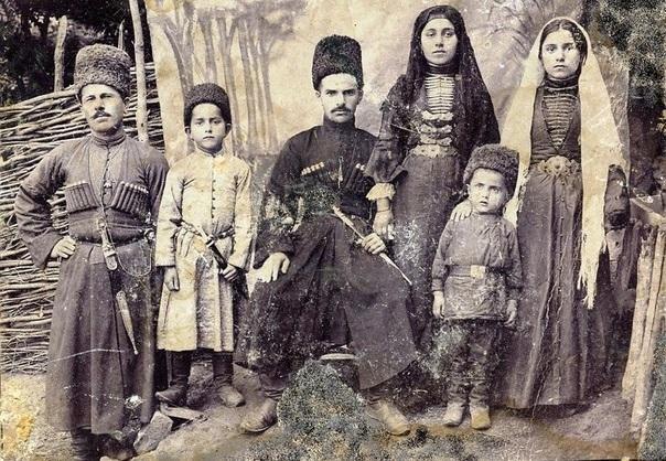 Кавказская семья