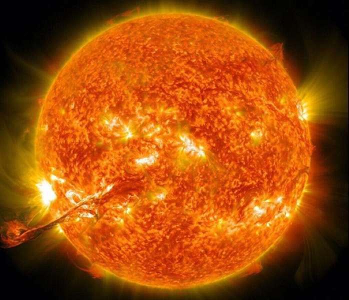 Солнце - природный термоядерный реактор