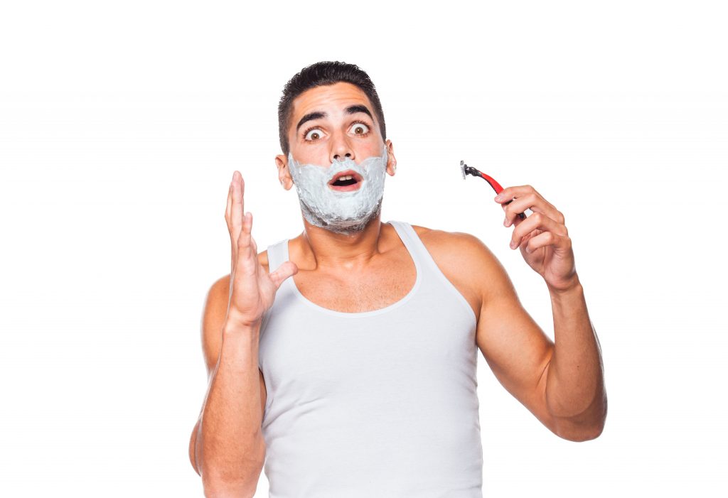 Сделать брит. Гель для бритья для мужчин. Раздражение после бритья.