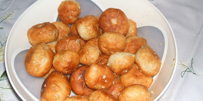 Donuts in a bowl