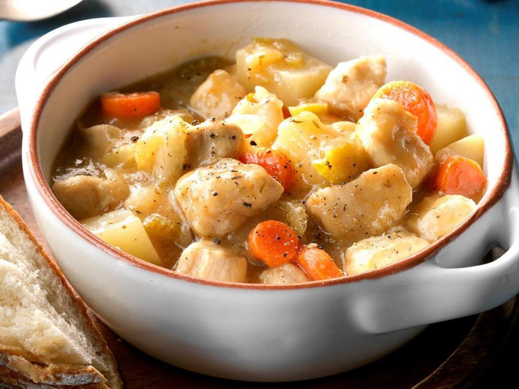 Курица с картошкой в кастрюле: простые и вкусные рецепты