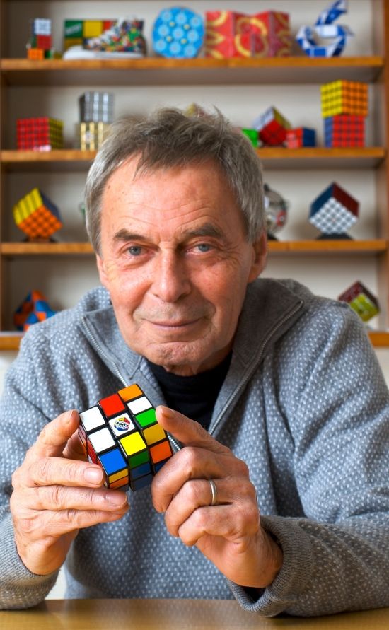 Изобретатель кубика Рубика