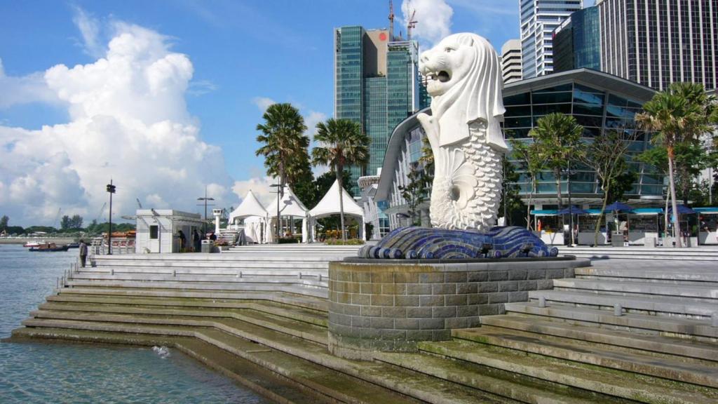 Merlion - a symbol of the country