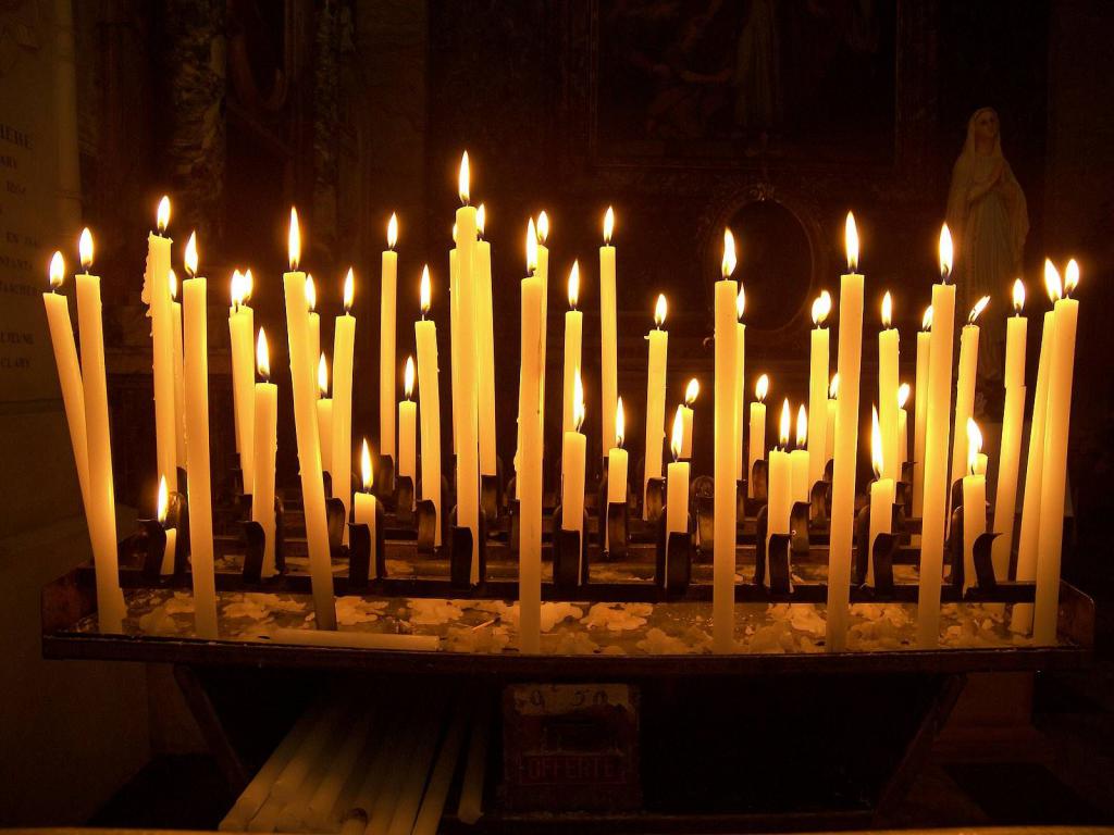 Церковные свечи