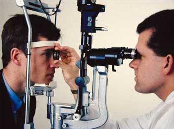лечение деструкции стекловидного тела глаза