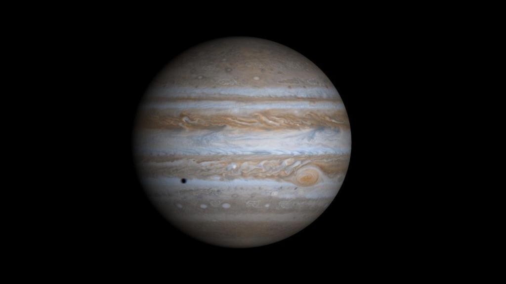 Юпитер в космическом пространстве