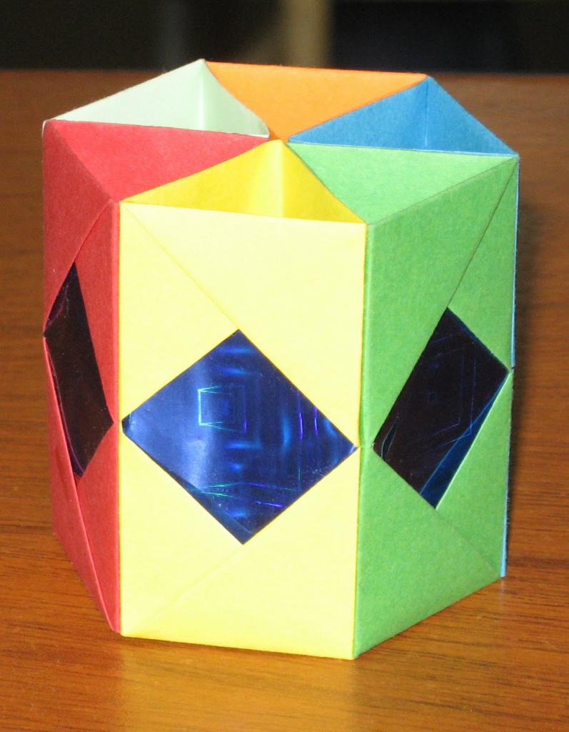 Фигура из двух треугольников