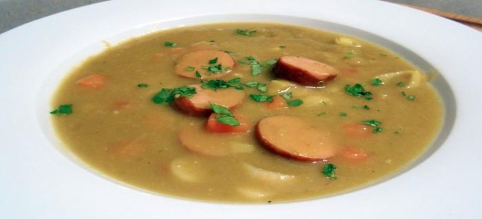 pea soup with smoked sausages