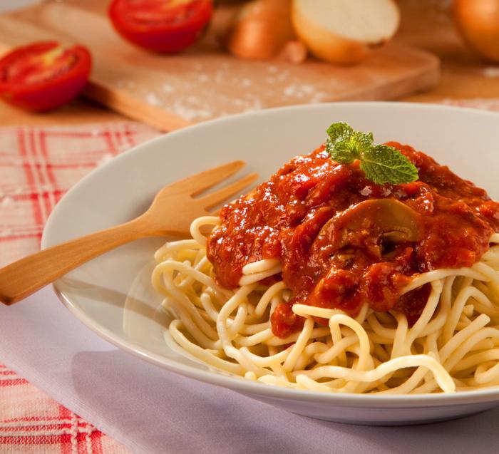 Спагетти по болонски