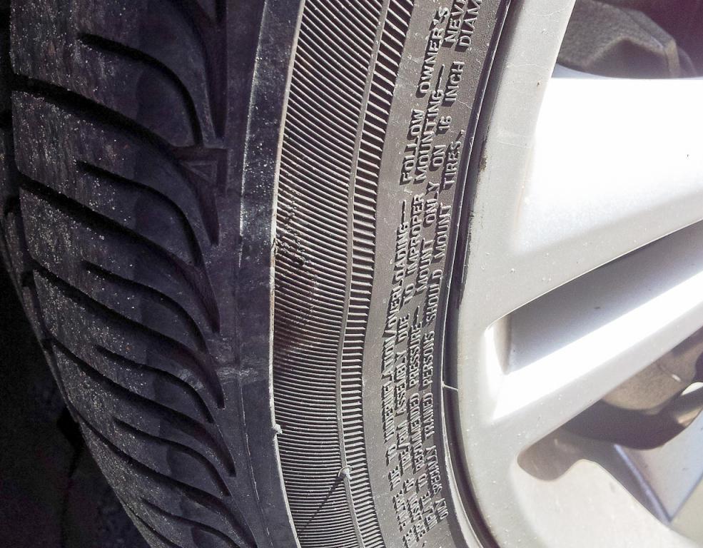 Hernia on a car tire