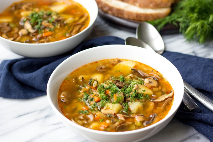 Суп с сухими белыми грибами на мясном бульоне рецепт с фото