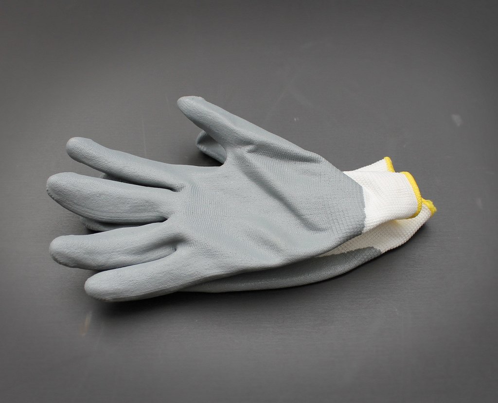перчатки для безопасности