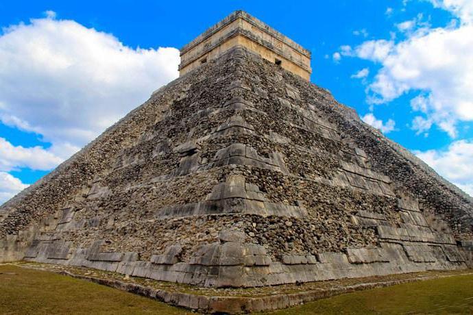 возраст пирамид майя