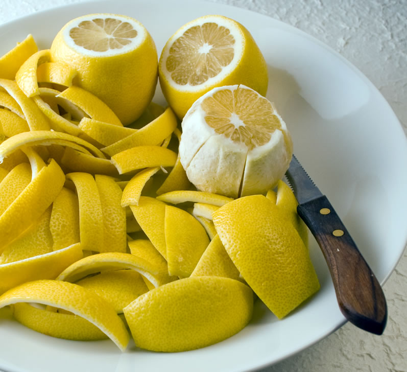 Очищенные лимоны
