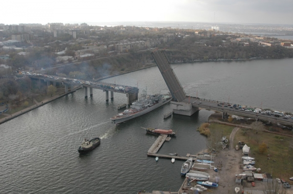 Ингульский мост в Николаеве.