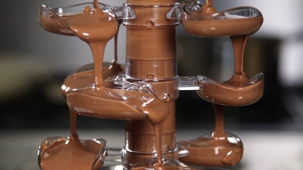 Шоколадный фонтан Chocolate Fountain