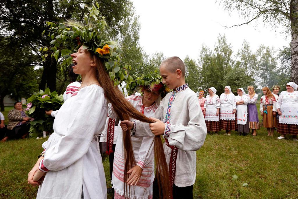 Славянская свадьба: описание, традиции, обычаи, наряды жениха и невесты, оформление зала и стола