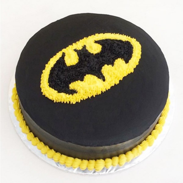 Торт с рисунком Бэтмена