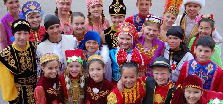 В Казахстане проживает около 130 национальностей